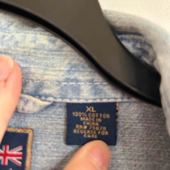 T.Harris London Light Denim Button Down Shirt Men’s Size XL - Picture 2 of 5